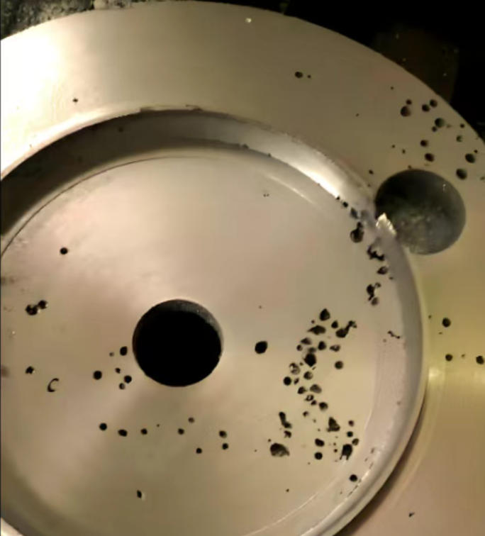 Karakteristike i prevencije mjere potkožne poroznosti u dijelovima sive livene željeza