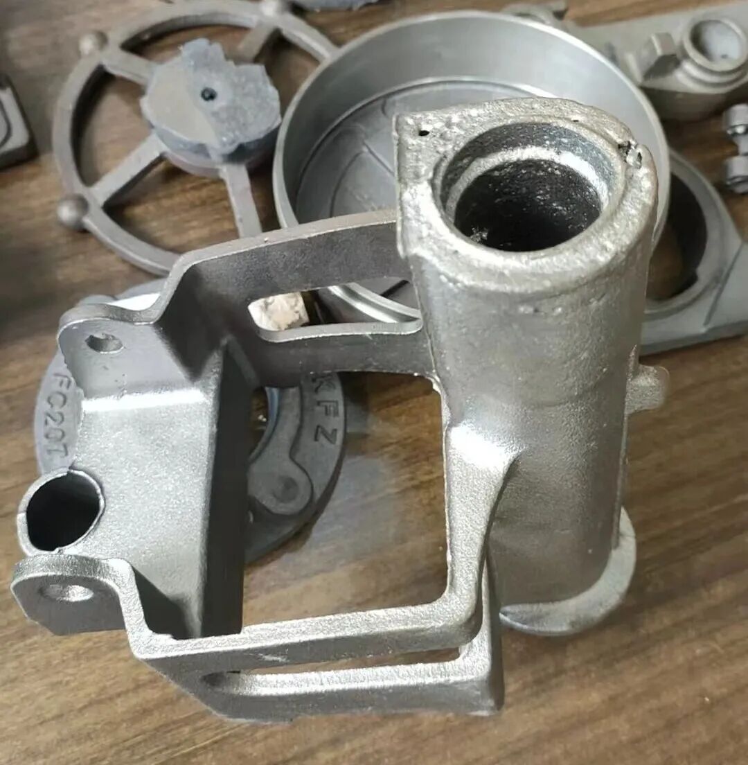 Tretman jake poroznosti u cilindričnim cijevnim pješčanim jezgrama tokom proizvodnje dijelova od nodularnog lijeva korištenjem tehnologije oblikovanja zelenog pijeska